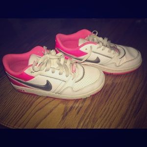 Nike Sneakers